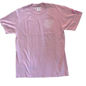 Milwaukee County Fire Dept Susan G Koman race for a cure T-shirt size med